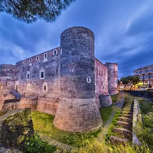 Castellano - Ursino Casa vacanze Aeroporto di Catania Fontana Rossa